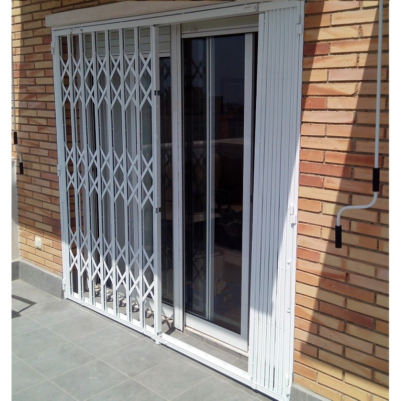 Cuales son las rejas de seguridad mas recomendadas para locales comerciales Barcelona - Venda i Instal·lació Reixes de Ballesta