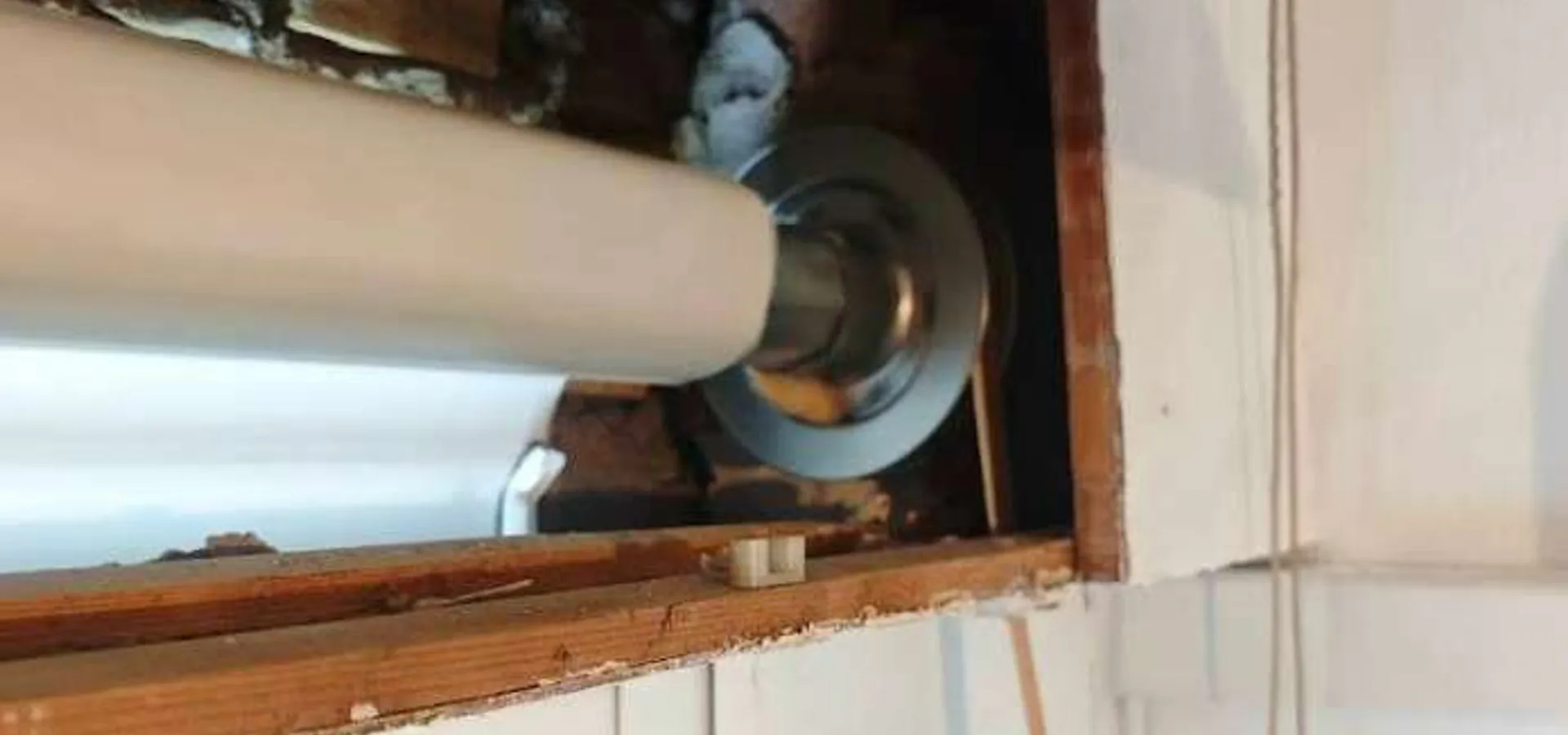 Quins serveis de serralleria ofereixen reparació de persianes? Quins serveis de serralleria ofereixen reparacio de persianes - Quins serveis de serralleria ofereixen reparació de persianes?