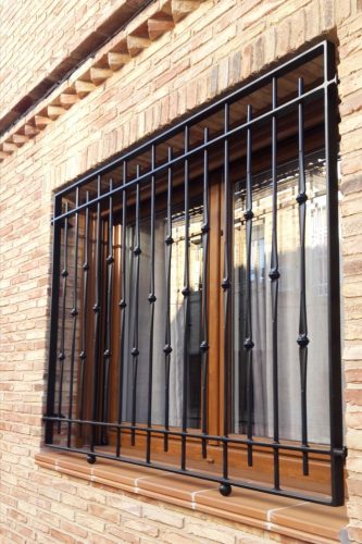 Barrotes para Ventanas - Rejas Fijas