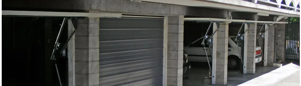 puertas garaje basculantes - Portes de Garatge Barcelona