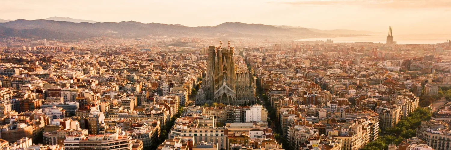 Eixample - Cerrajero Serraller Sagrada Familia Obrir Canvi Panys i Bombins