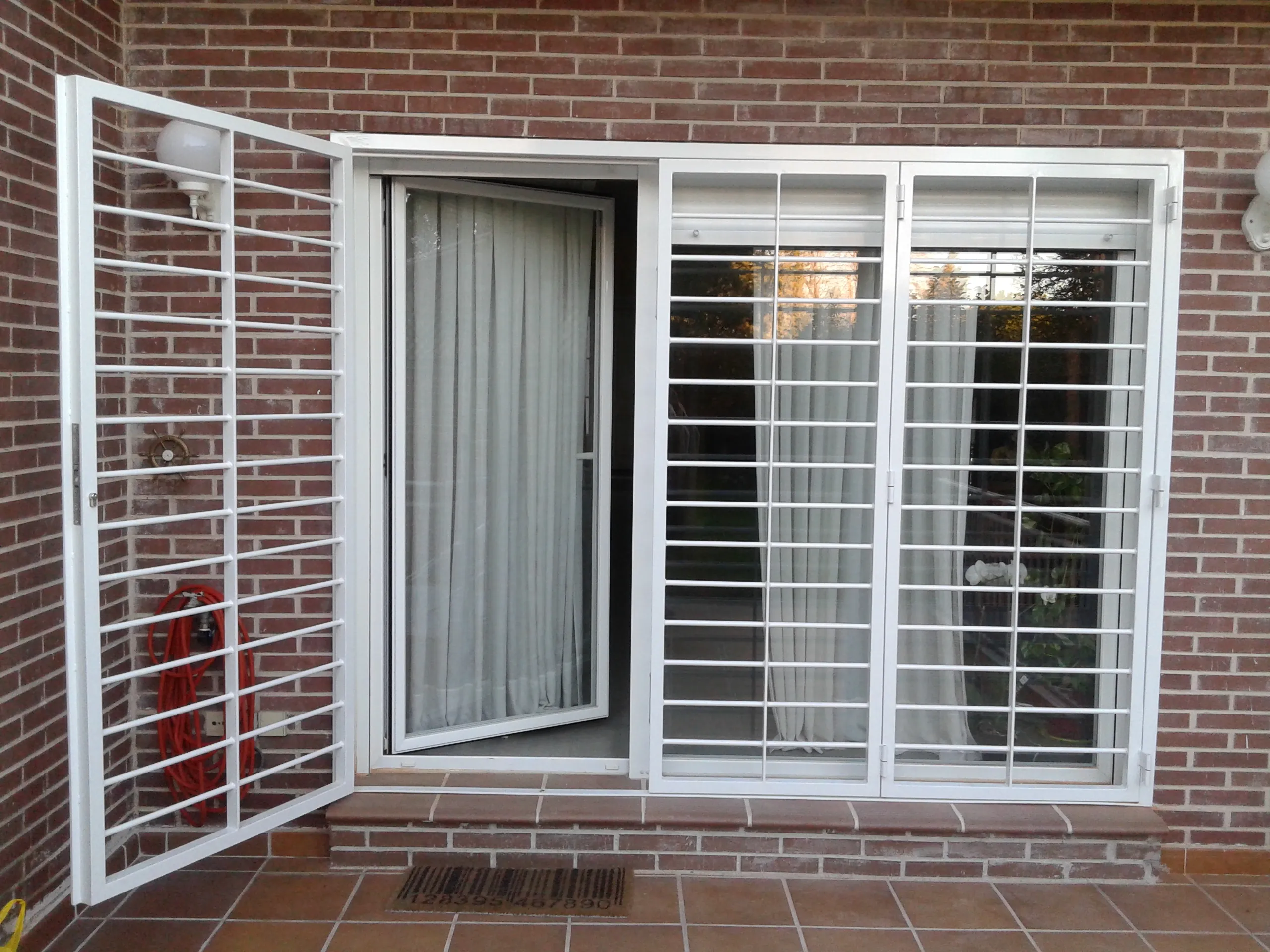 rejas para ventanas - Reixes per a Finestres i Portes